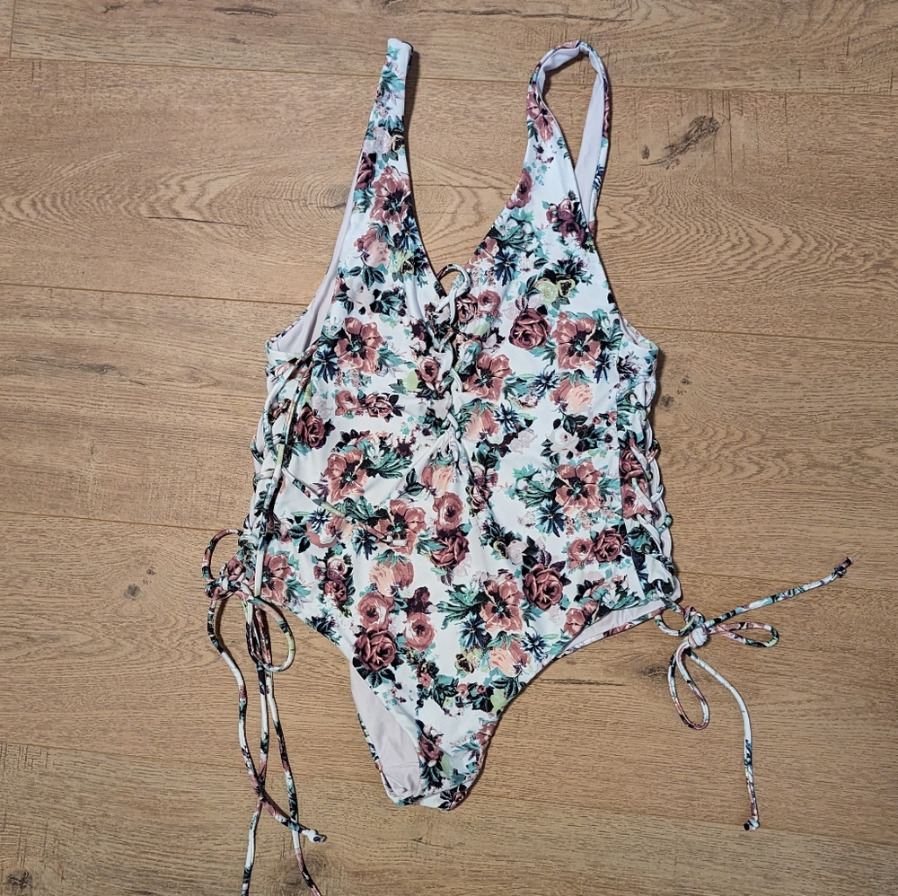 Kittenish Floral One-piece Swimsuit